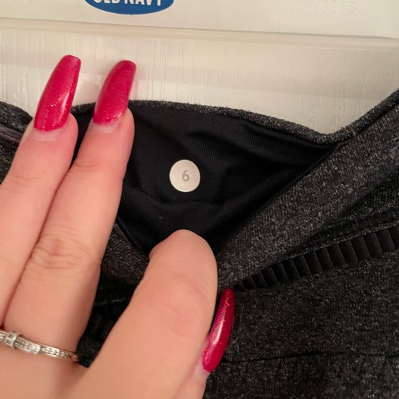 Lululemon cropped leggings - Picture 3 of 3